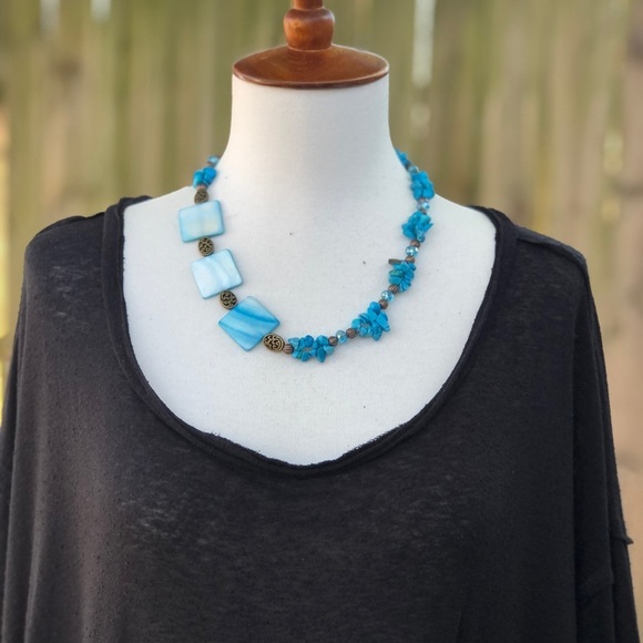 Turquoise stone necklaceblue pearls mother shell asymmetrical necklace square - Picture 12 of 12